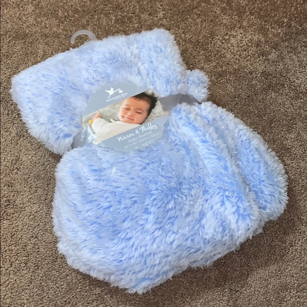 Berkshire Blanket 30” x 40”Warm Fluffy Blanket